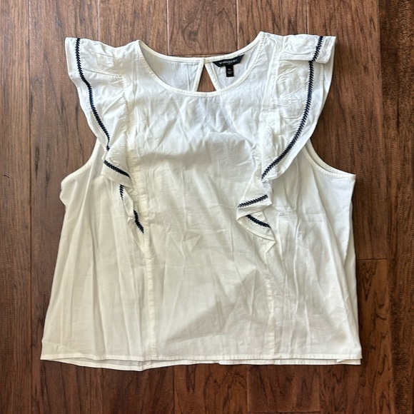 White with navy stitching blouse - Picture 1 of 5